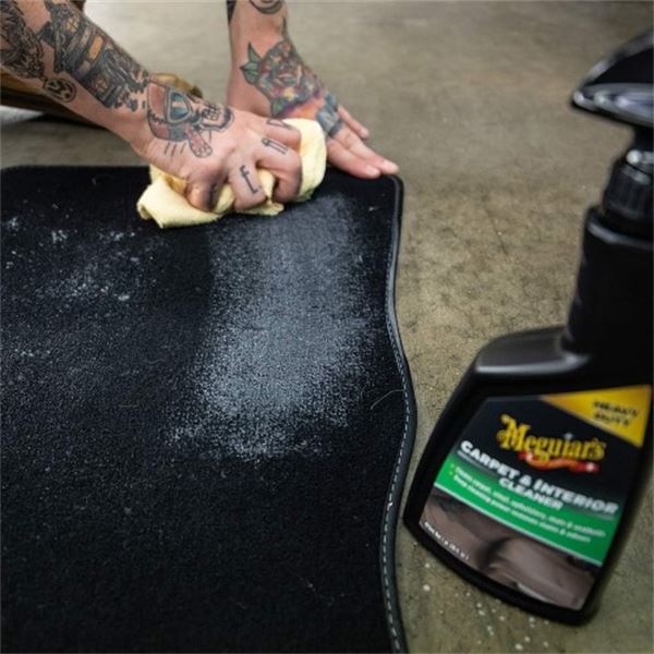 Produto de limpeza para tapetes Meguiars 473 ml