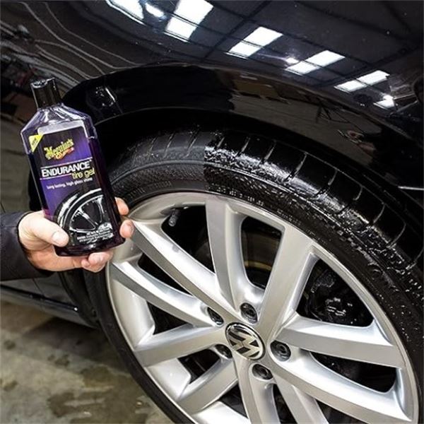Polimento de pneus Meguiars 473 ml