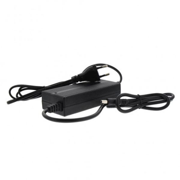 Carregador universal para trotinetes Urban Moov umcharger1