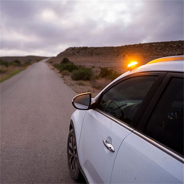 Luz de emergência v-16 SOS Road led