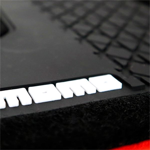 Tapete de carro Momo Racing preto