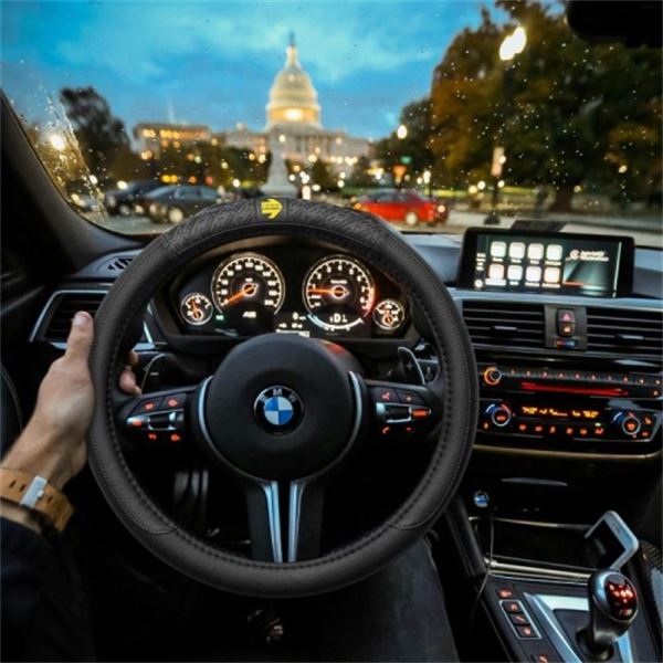Cobertura do volante Momo vip preto tamanho m